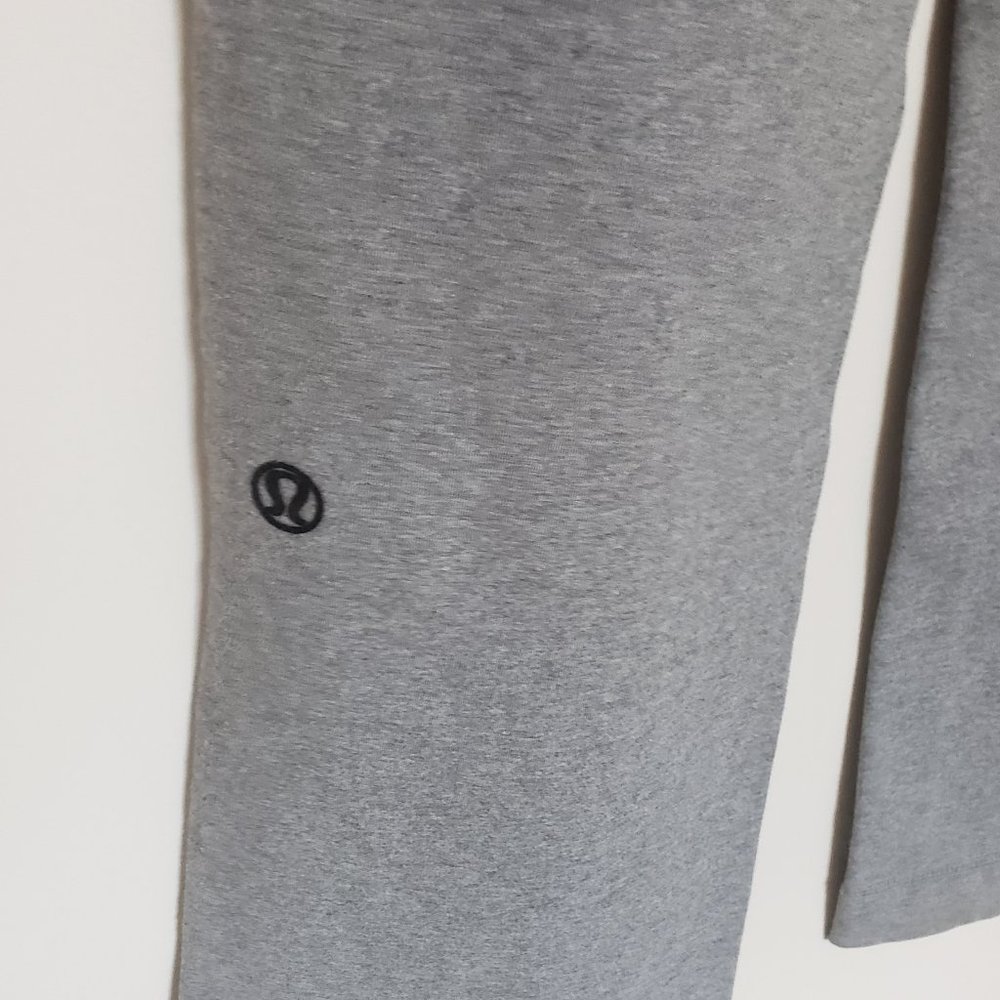 Lululemon Slalom Pants Size 2 Gray Straight Leg - Picture 4 of 7